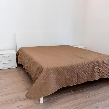 M361 - Marcelli, Nuovo Bilocale Con Giardino Apartamento Marcelli